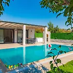 Sidera Villa