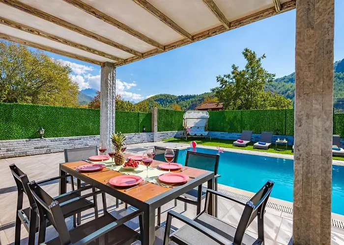 Sidera Villa *
