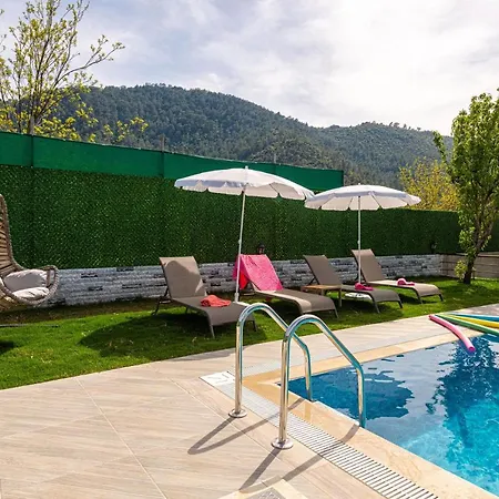 Sidera Villa *